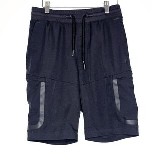 Under Armour Sports Fitted Shorts Medium